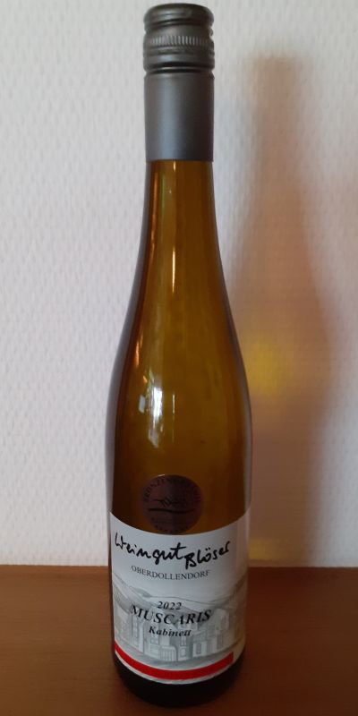 Produktbild von: <br>Artikel-Nr.: 46<br>2022er Oberdollendorfer Muscaris Kabinett süss 0,75l<br>